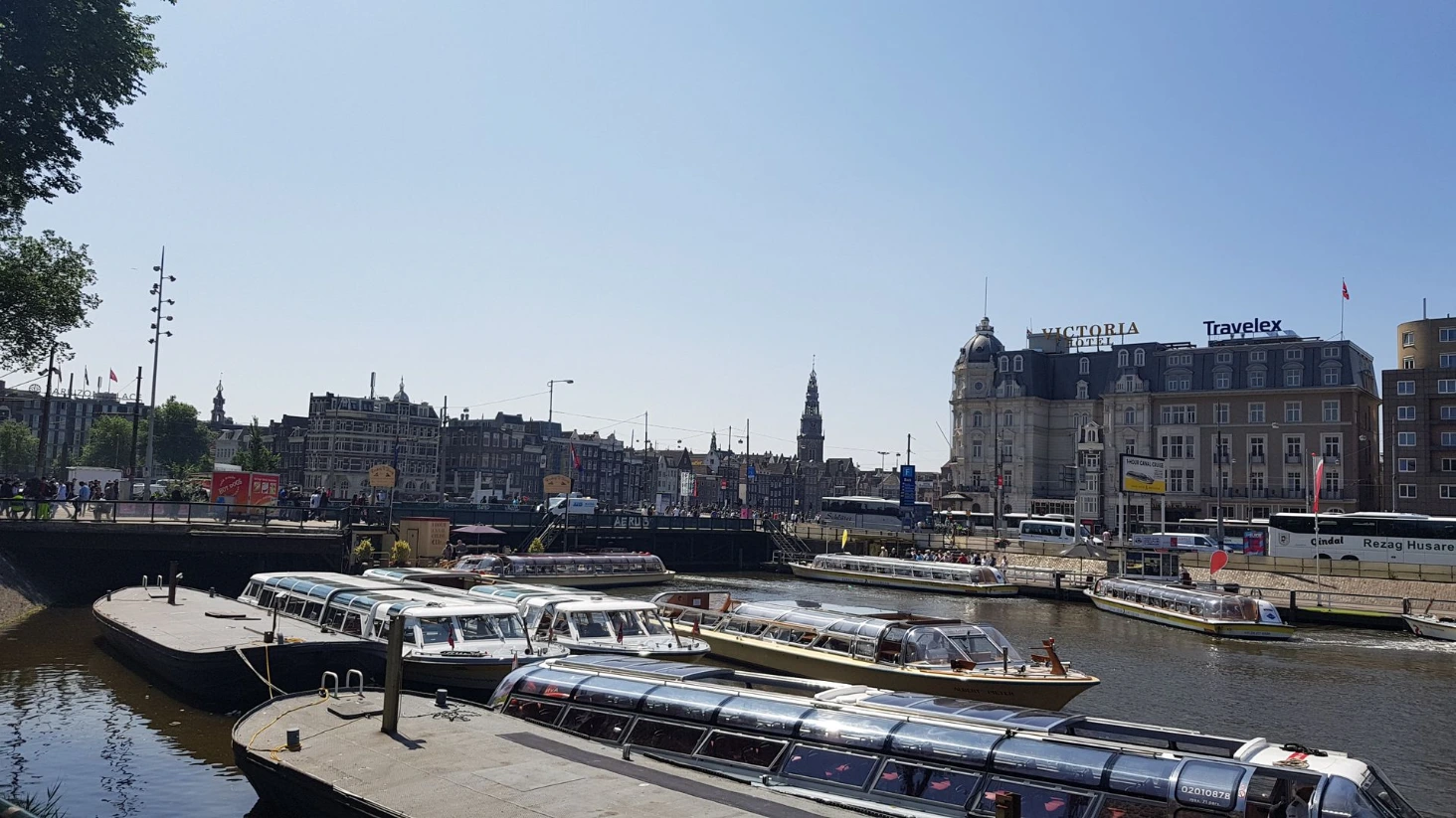 Amsterdam bateaux