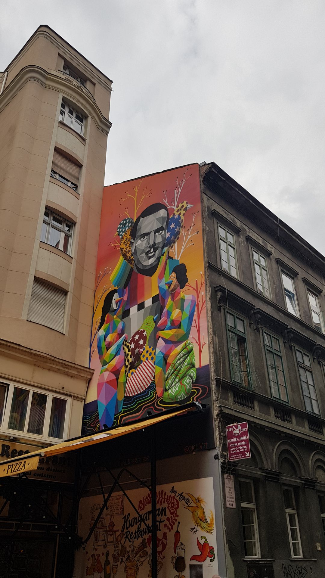 Budapest street art