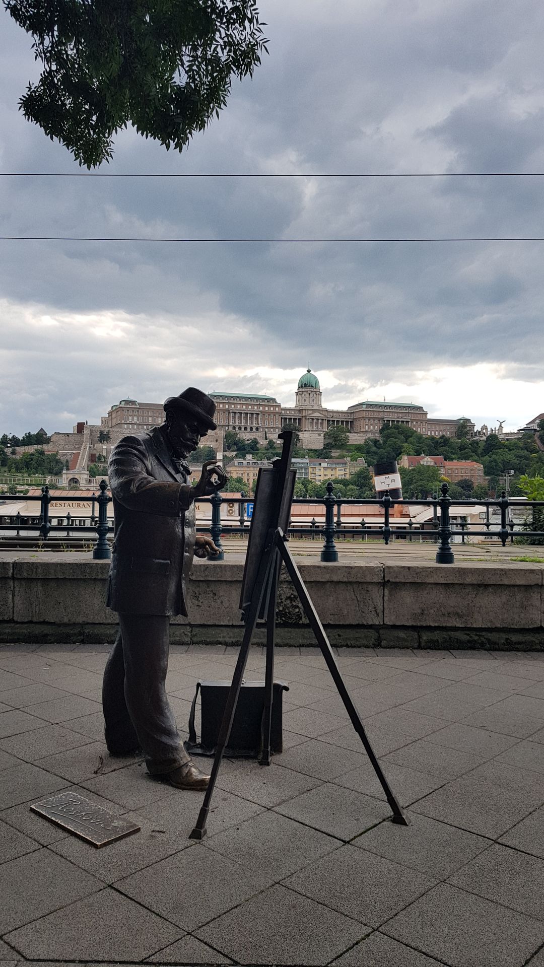 Budapest statue