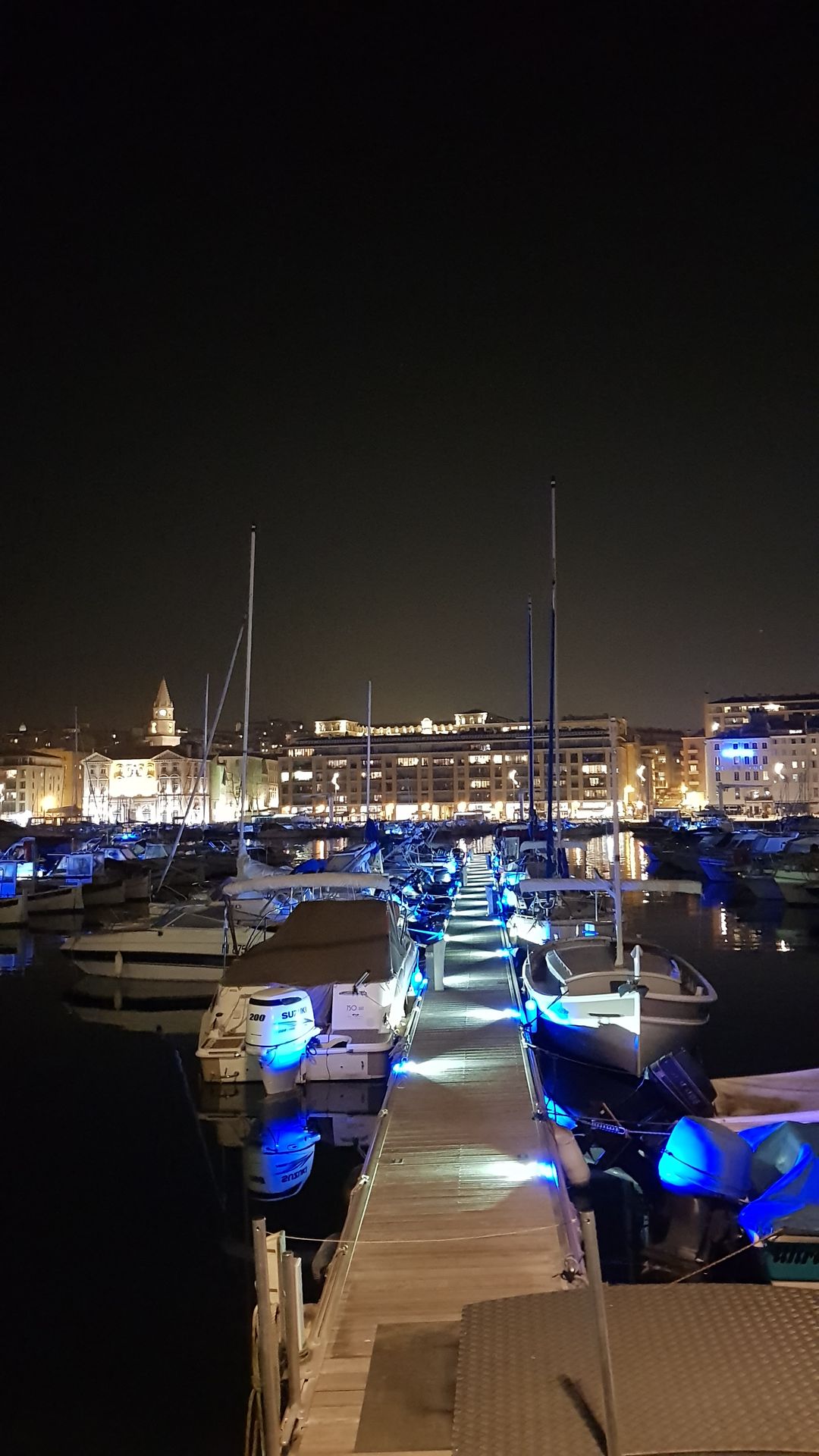 Marseille port de nuit