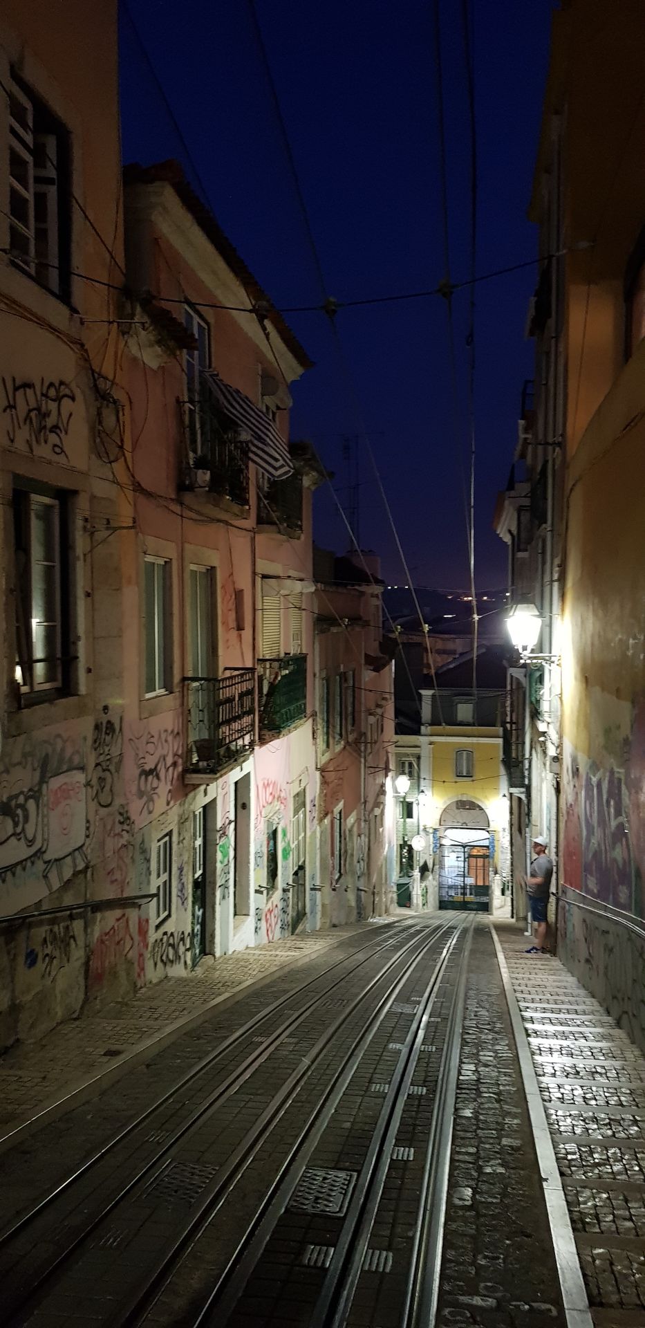 Lisbonne tram de nuit